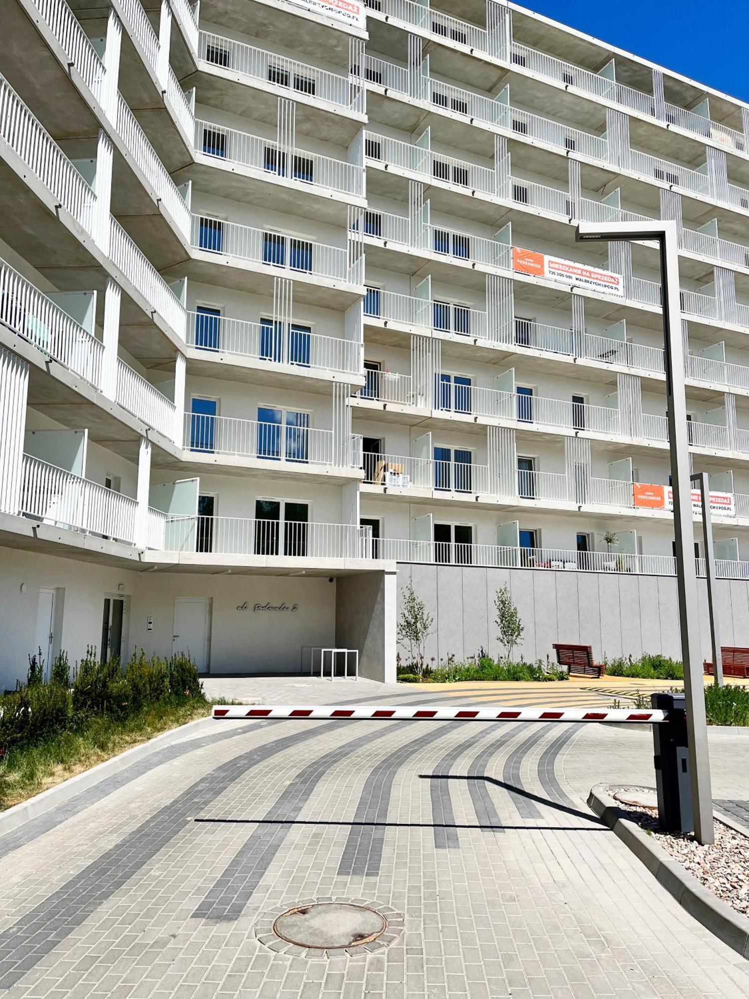 Apartament Zielone Podwale Wałbrzych Exteriör bild